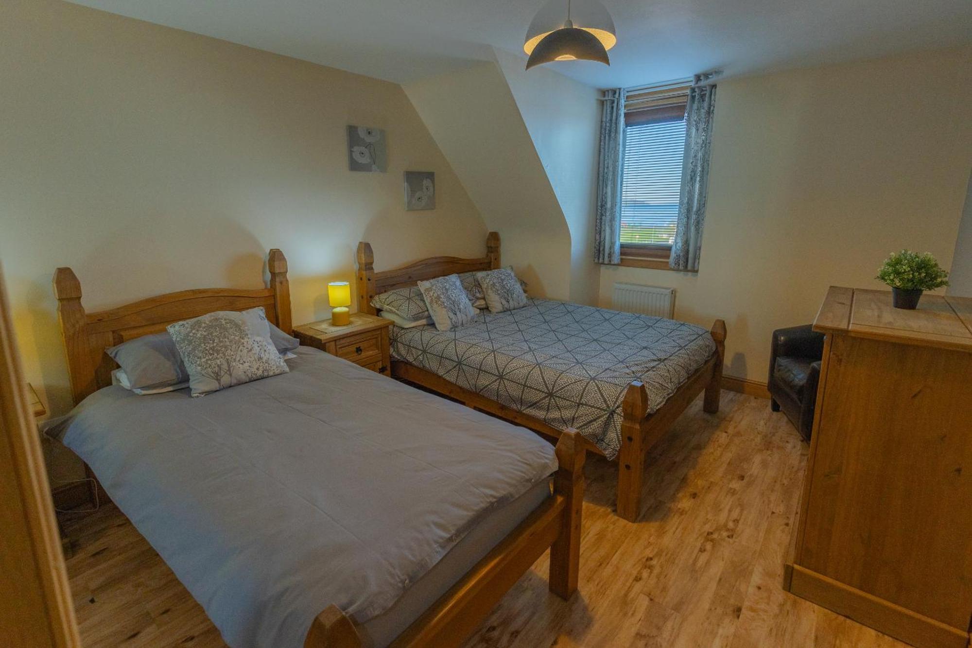 Quay Head View Aparthotel Stranraer Oda fotoğraf