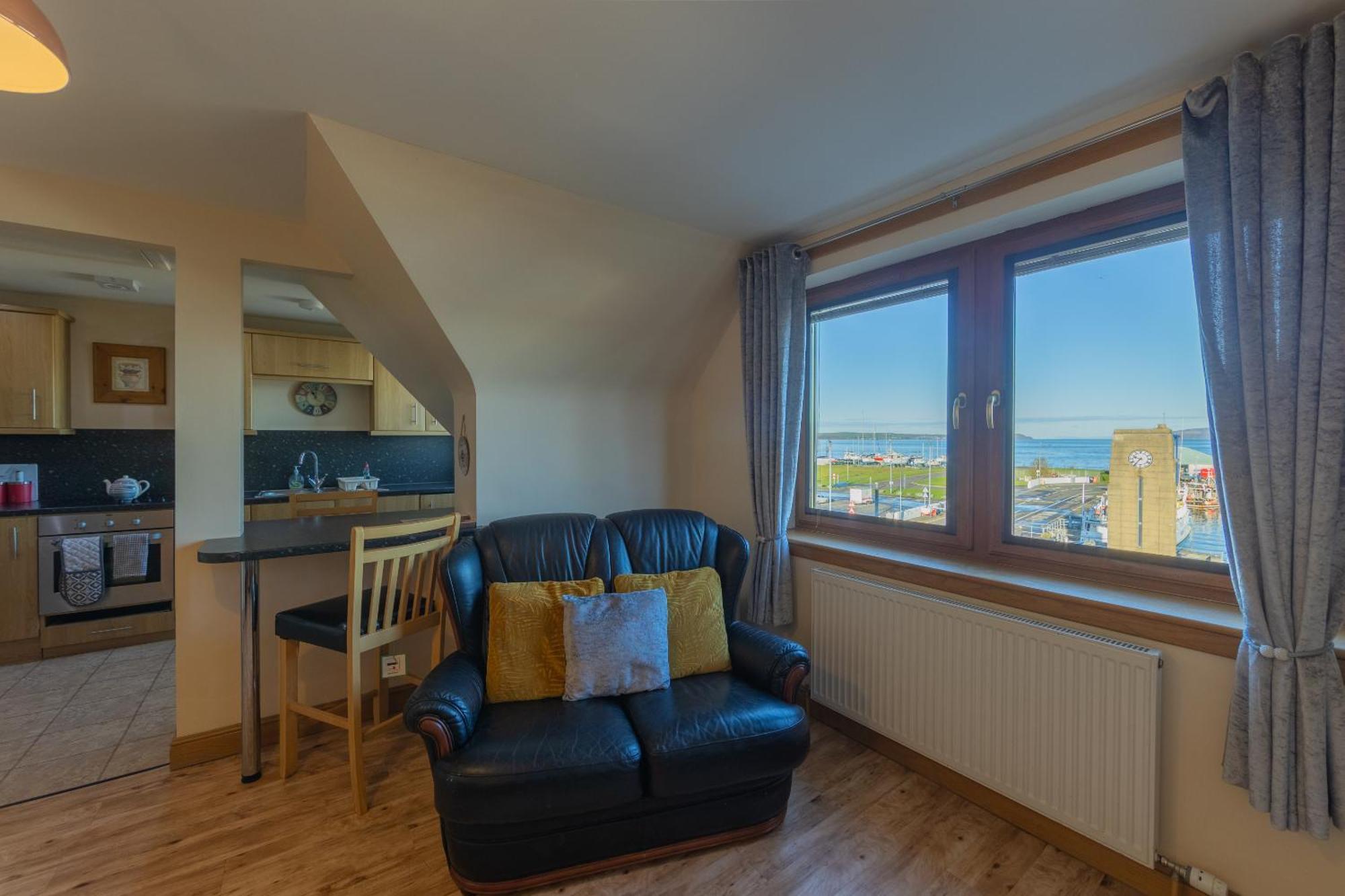 Quay Head View Aparthotel Stranraer Oda fotoğraf