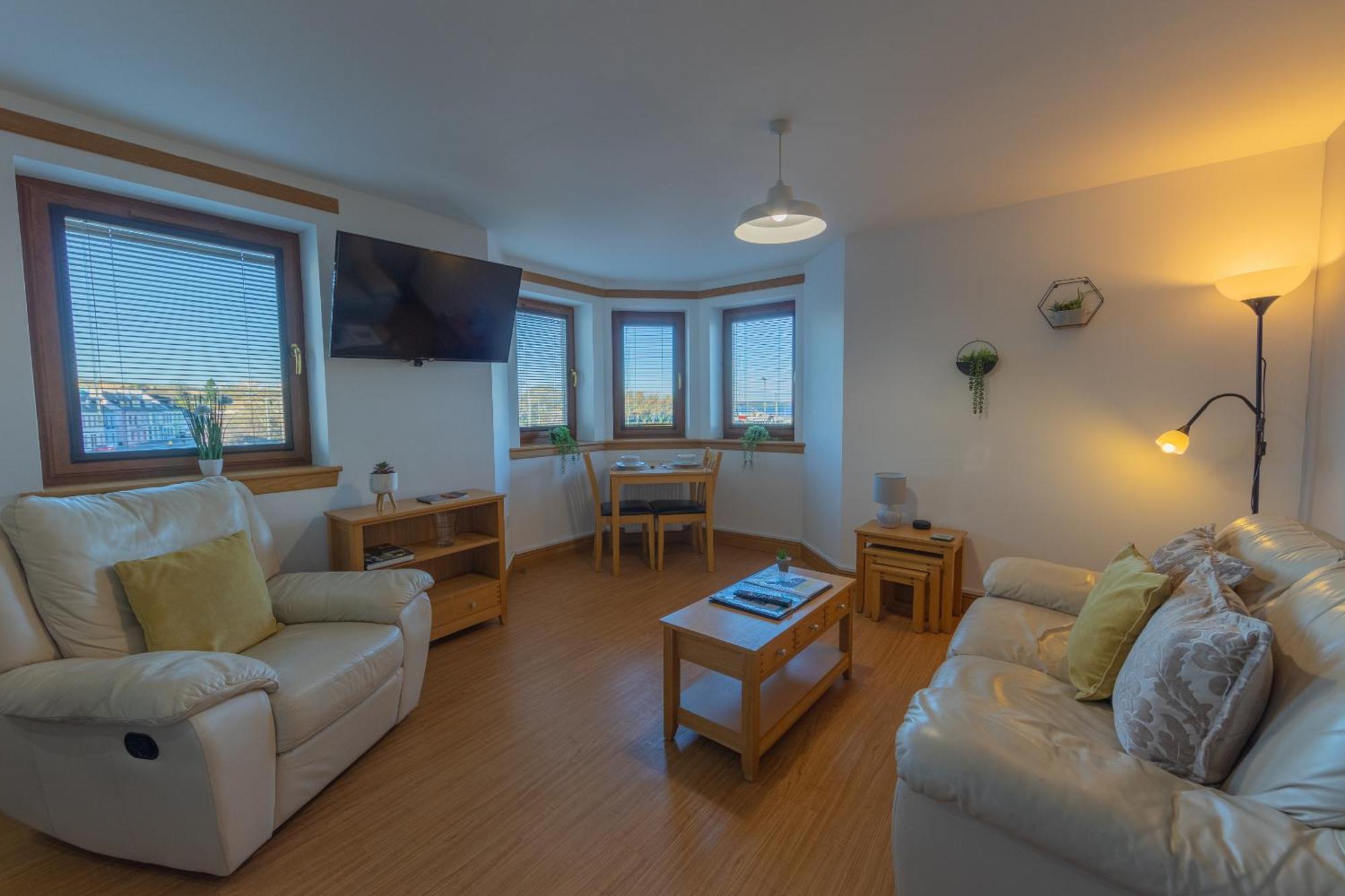 Quay Head View Aparthotel Stranraer Oda fotoğraf