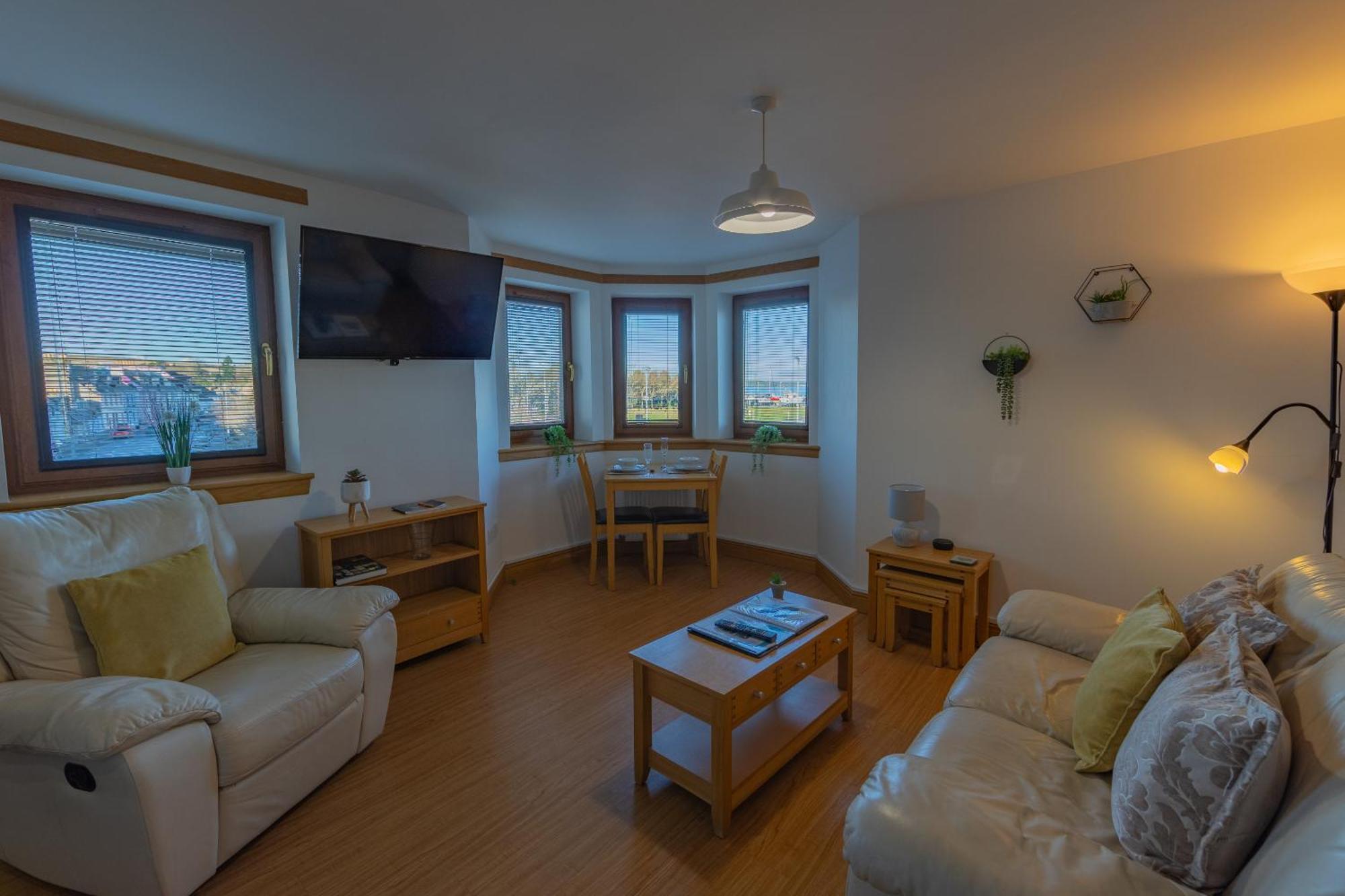 Quay Head View Aparthotel Stranraer Oda fotoğraf