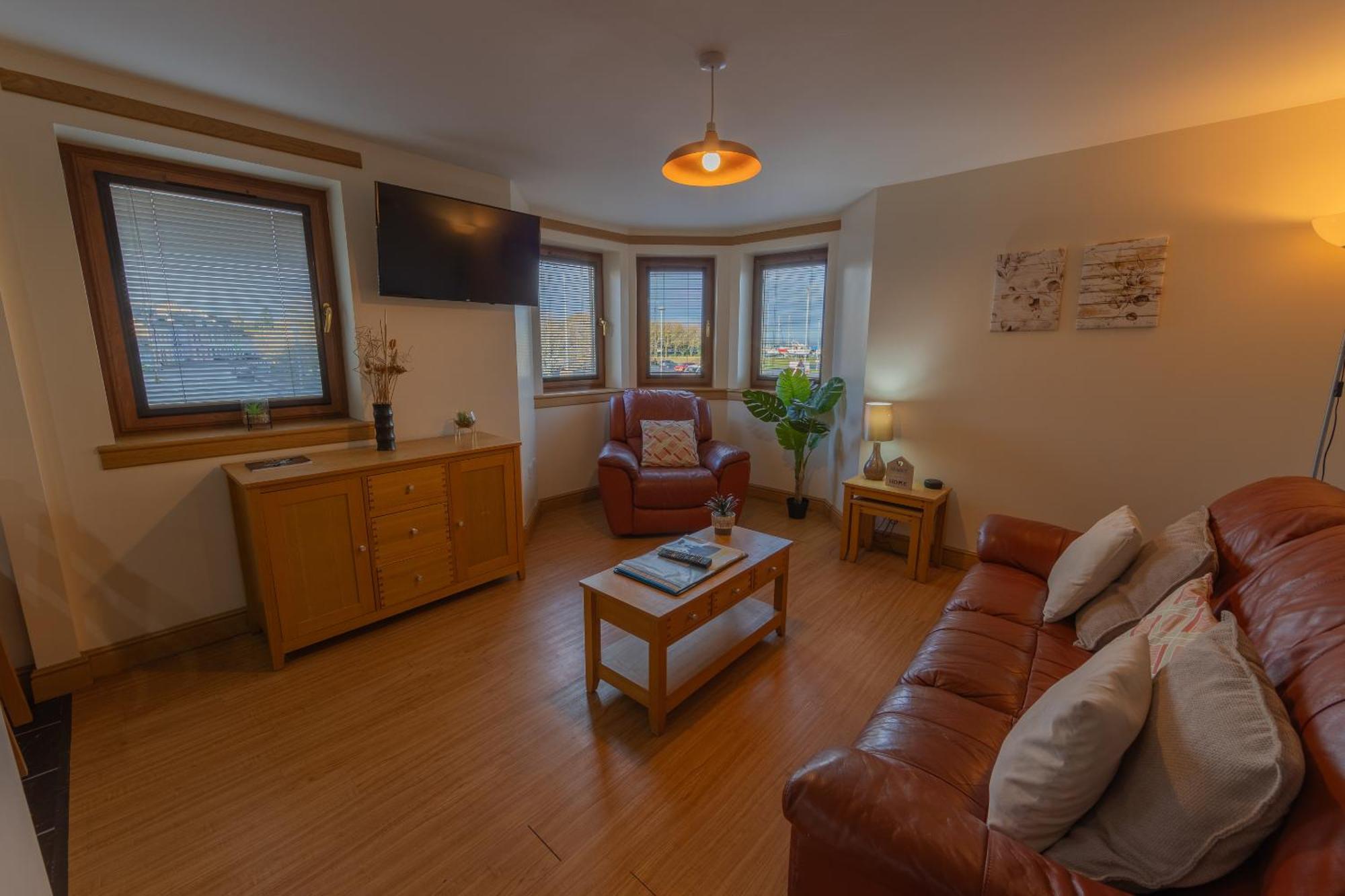 Quay Head View Aparthotel Stranraer Oda fotoğraf