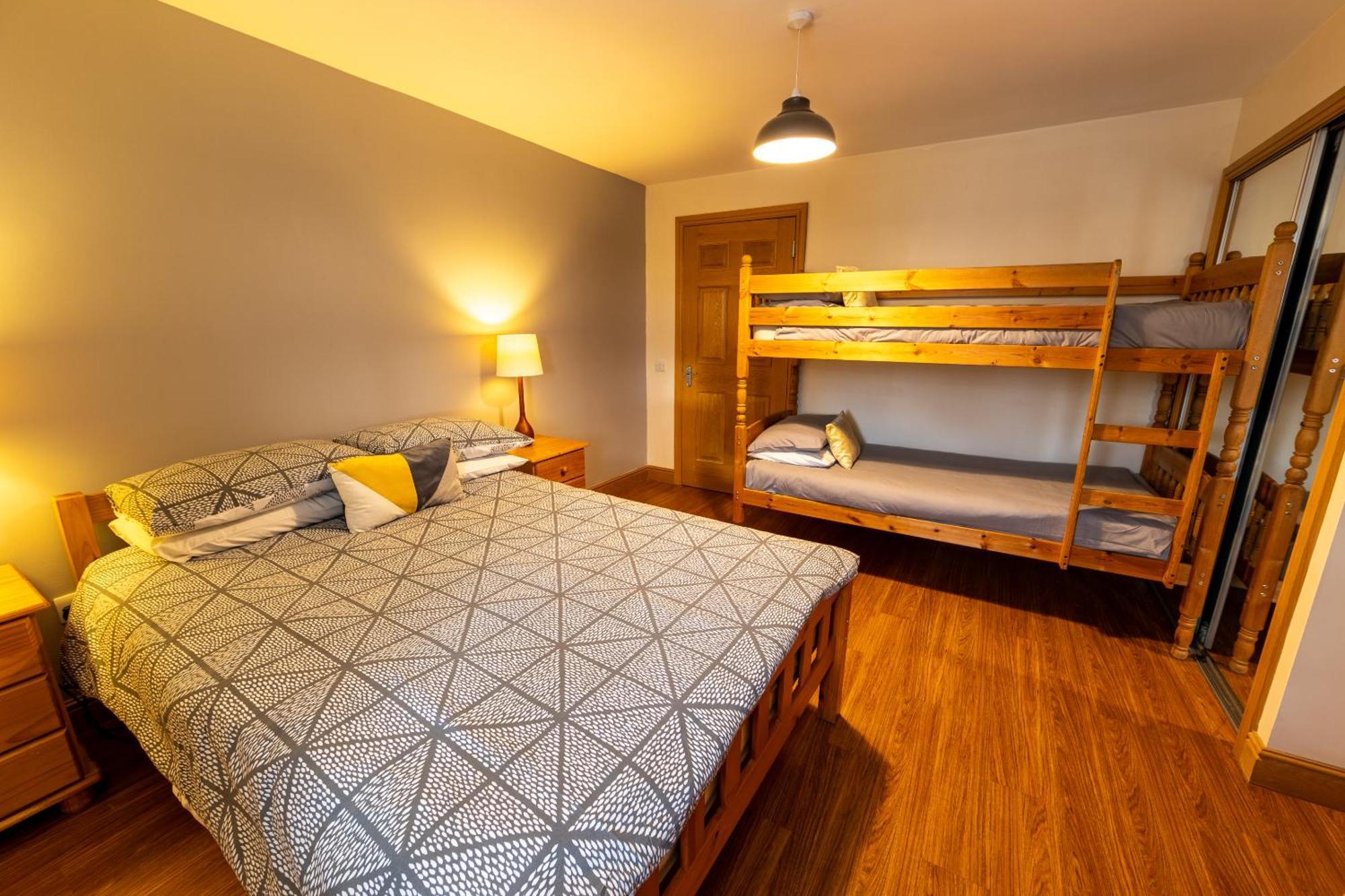 Quay Head View Aparthotel Stranraer Oda fotoğraf